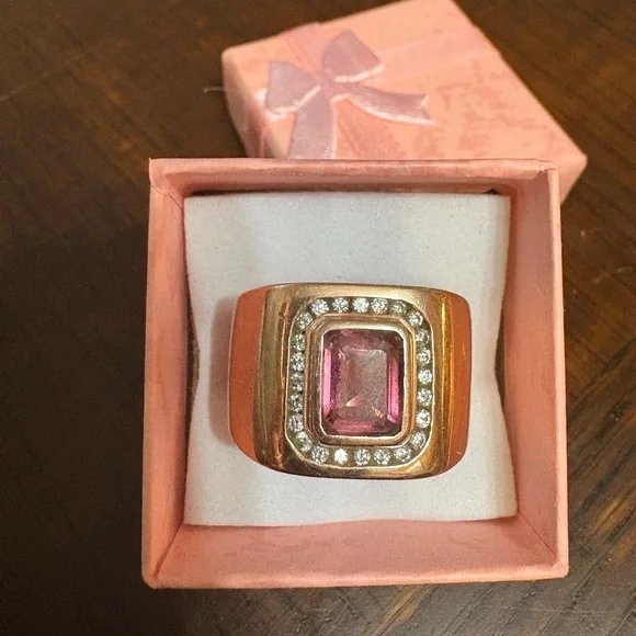 Elegant Pink tourmaline and 10 carat rose Gold Ring - Picture 2 of 16
